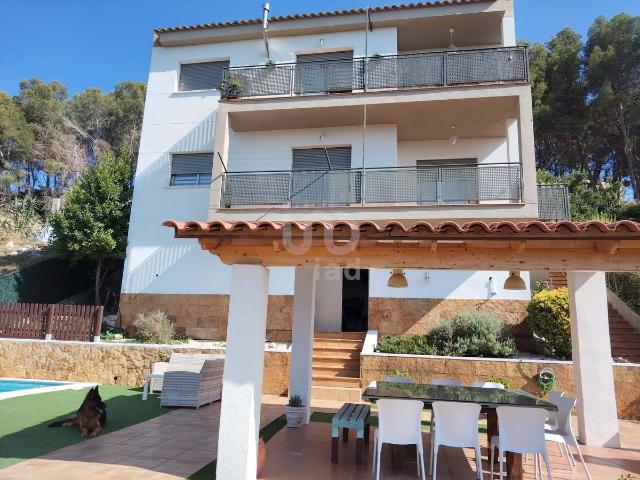 Villa en venta en Castellet I La Gornal, el Poblenou Villa en venta en Castellet I La Gornal, el Poblenou