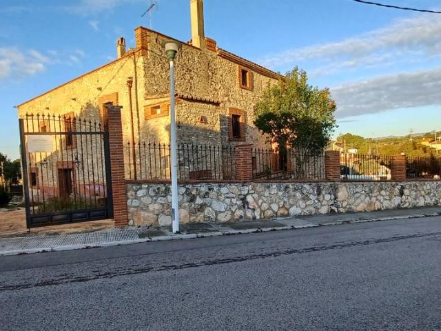 Villa en venta en Castellet I La Gornal, el Poblenou