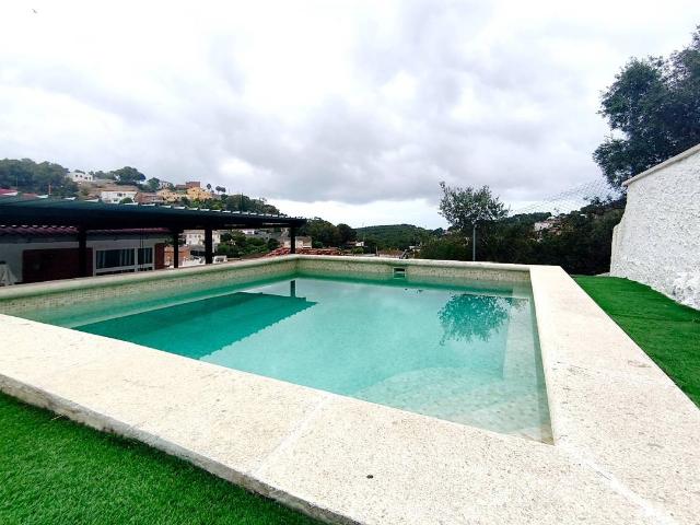 Villa en venta en Castellet I La Gornal, el Poblenou Villa en venta en Castellet I La Gornal, el Poblenou