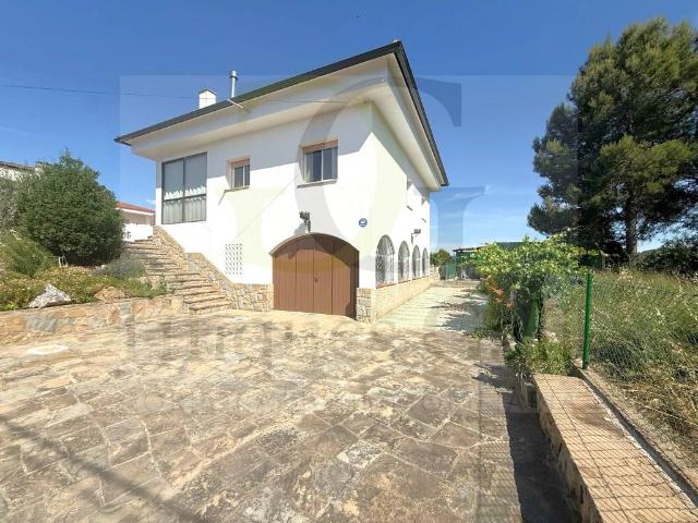 Chalet en venta en Castellgalí, Barcelona