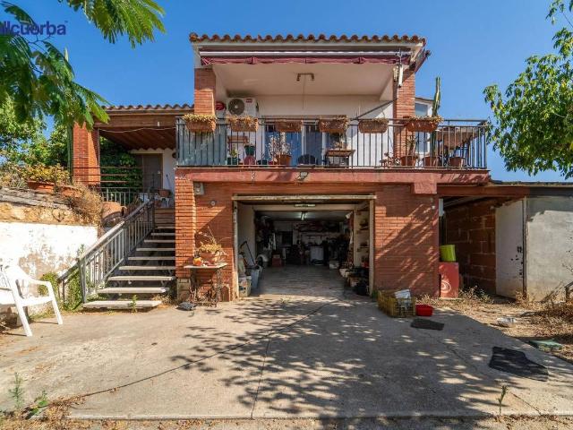 Villa en venta en Castellvell Del Camp