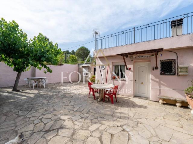 Villa en venta en Castellvell Del Camp