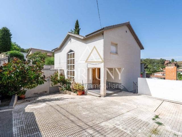 Villa en venta en Castellvell Del Camp