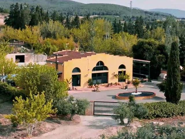 Villa en venta en Castellví De La Marca, Castellví