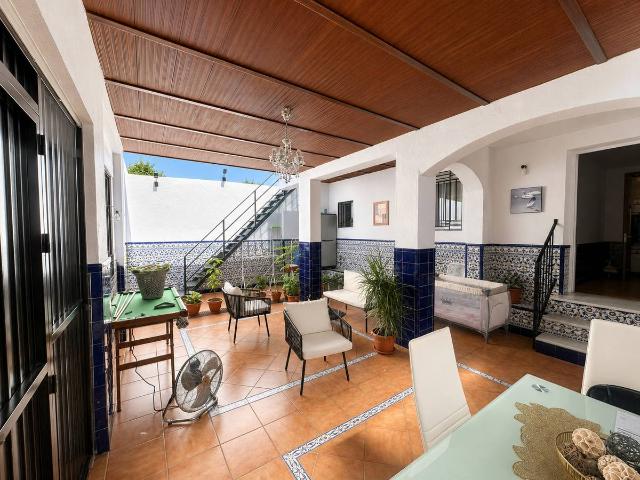 Chalet en venta en Castilleja De Guzmán, Andalucía
