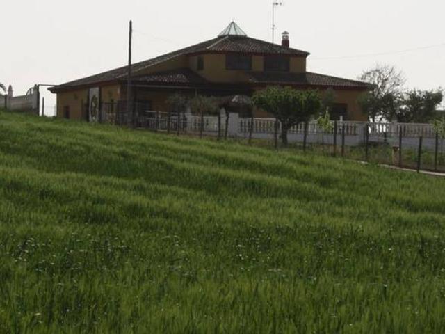 Villa en venta en Castilleja Del Campo