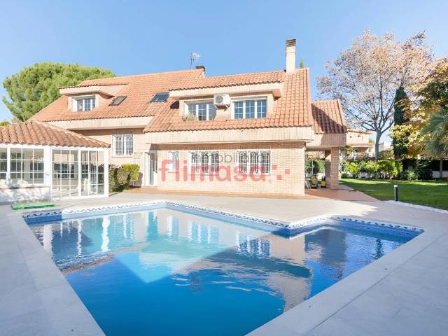 Chalet en venta en Villaviciosa De Odón, Madrid