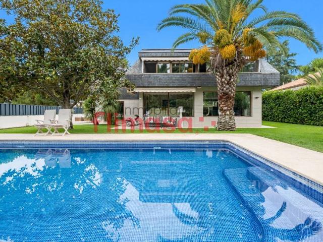 Chalet en venta en Villaviciosa De Odón, Madrid
