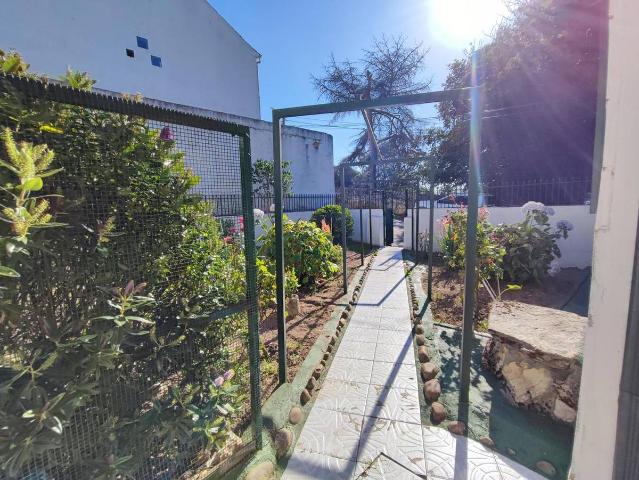 Villa en venta en Castro Caldelas