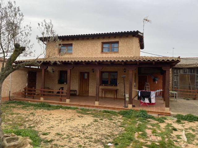 Chalet en venta en Castrogonzalo, Castilla y León