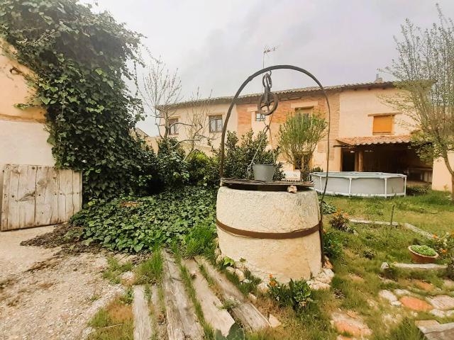 Villa en venta en Castronuño
