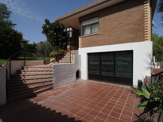 Chalet en venta en Catadau, València / Valencia