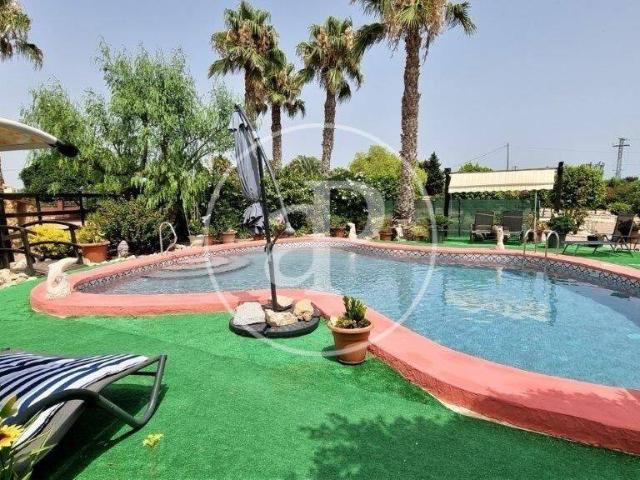 Chalet en venta en Catral, Valencia