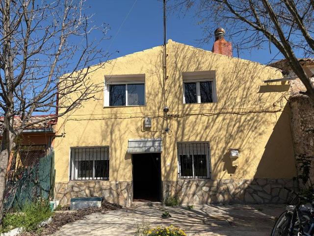 Chalet en venta en Caudete, Castilla-La Mancha