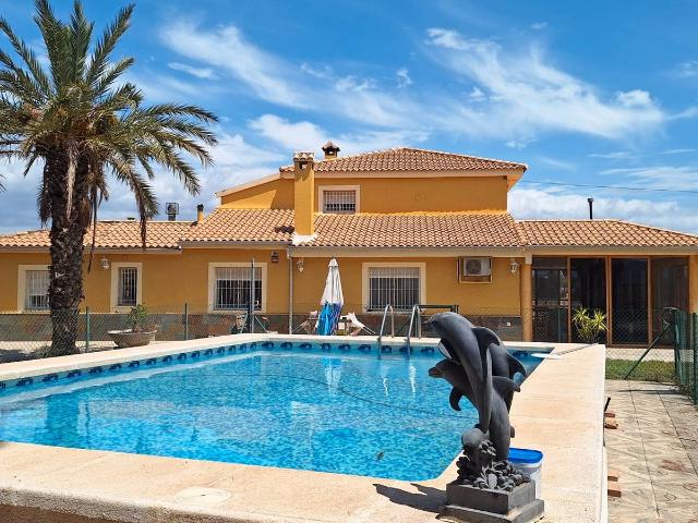 Chalet en venta en Casco Antiguo - Santa Cruz - Ayuntamiento, l'Alacantí