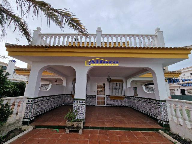 Chalet en venta en El Condado, Andalucía