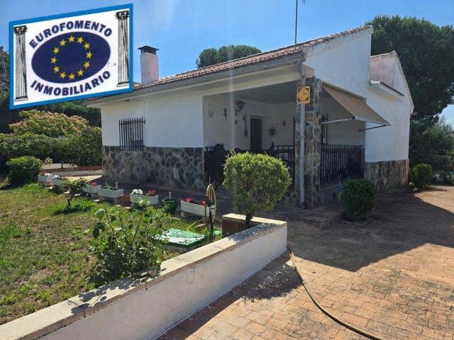 Chalet en venta en Cedillo Del Condado, Castilla-La Mancha