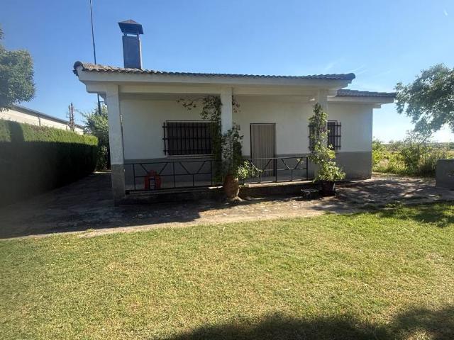 Chalet en venta en Cedillo Del Condado, Castilla-La Mancha