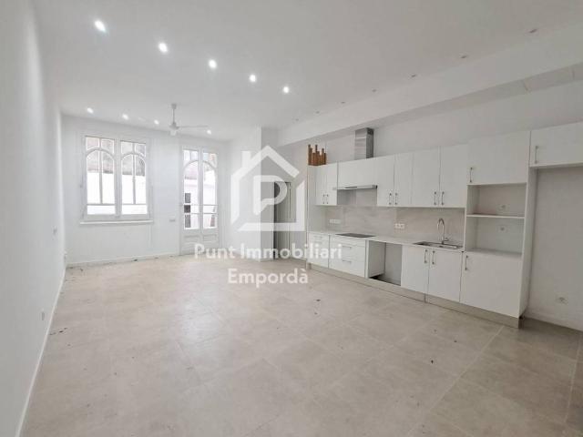 Villa en venta en Figueres