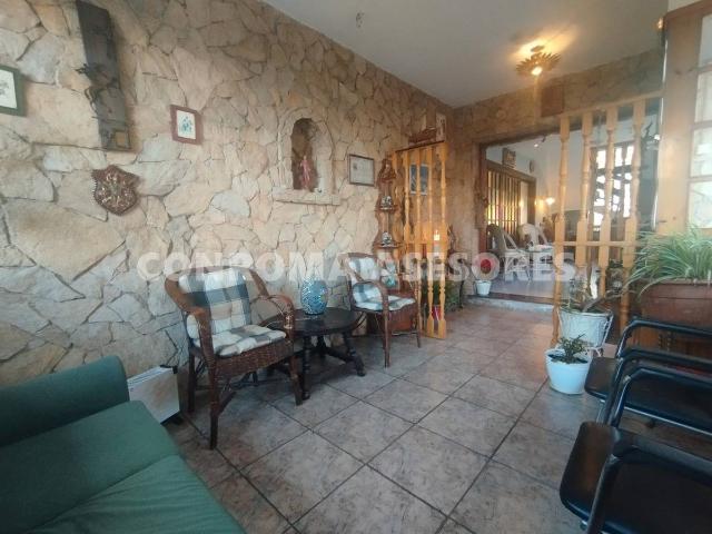 Villa en venta en Vidreres