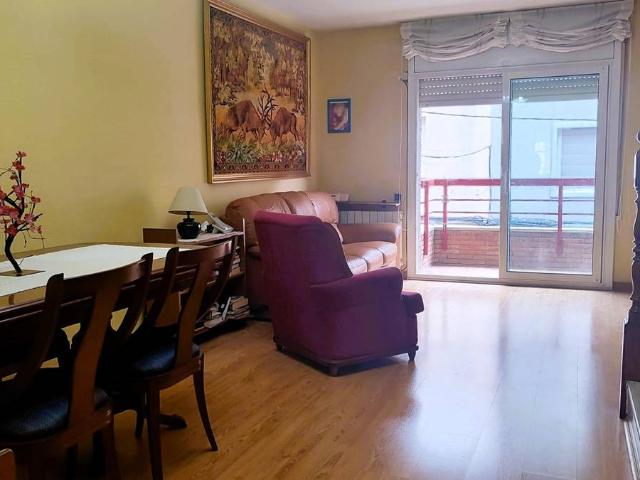 Villa en venta en Cornellà De Llobregat, Centre
