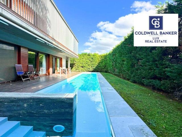 Chalet en venta en Figueres, Girona