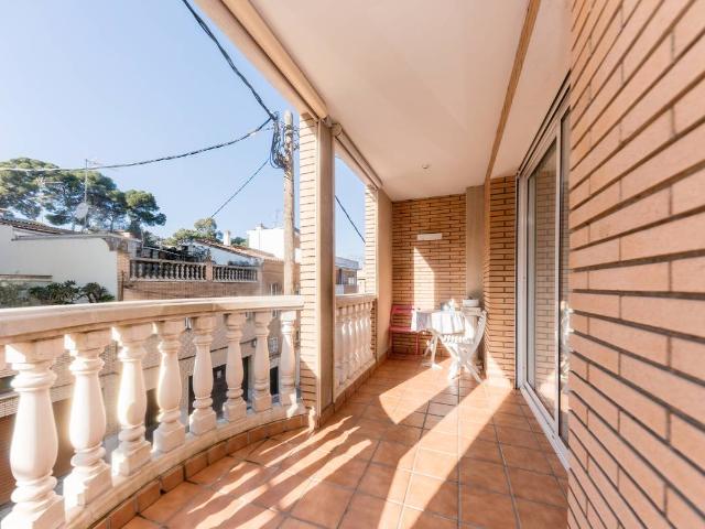 Chalet en venta en Barri Centre, Sant Boi De Llobregat