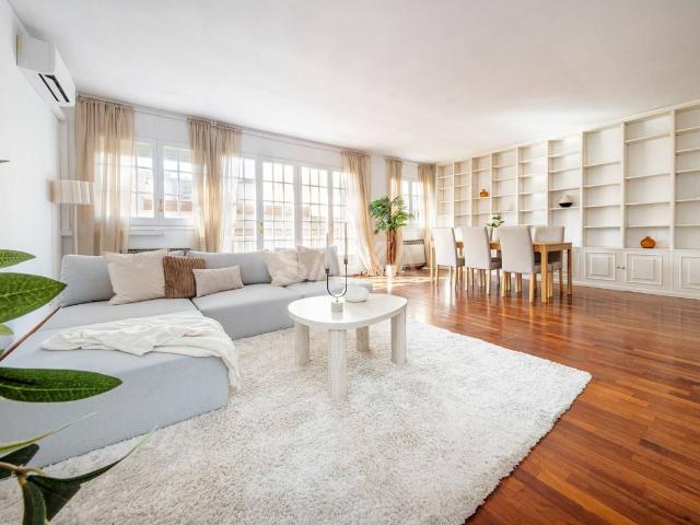 Chalet en venta en Baix Llobregat, Catalunya