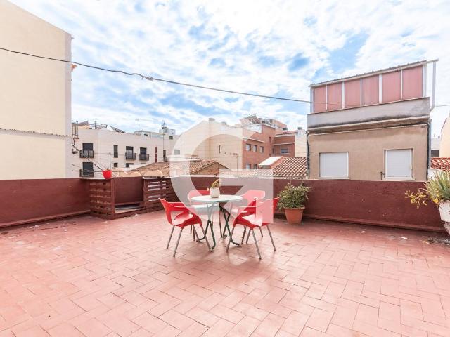 Villa en venta en Sant Feliu De Llobregat, Can Nadal
