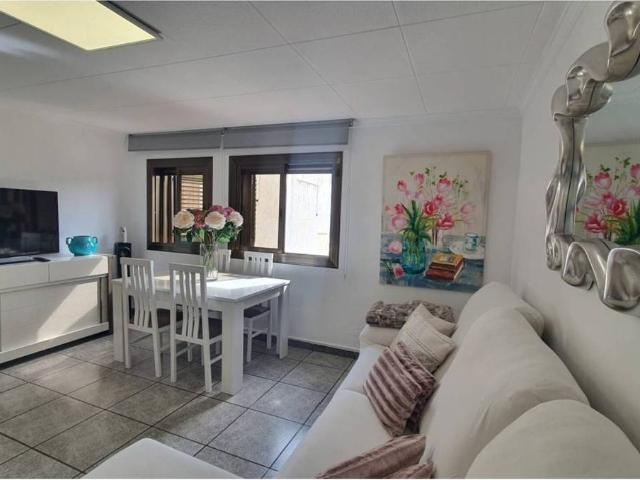 Villa en venta en Vilanova I La Geltrú, Centrevila