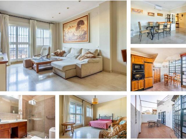 Chalet en venta en Alcalá De Guadaíra, Andalucía