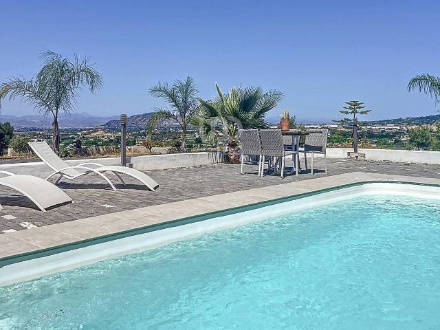 Chalet en venta en Barrio de San Antón, Alhaurín El Grande