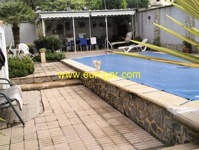Chalet en venta en La Hoya de Buñol, Valencia