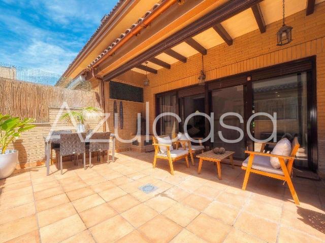 Villa en venta en Sant Joan D'alacant, Benimagrell
