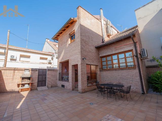 Chalet en venta en Villaviciosa De Odón, Madrid