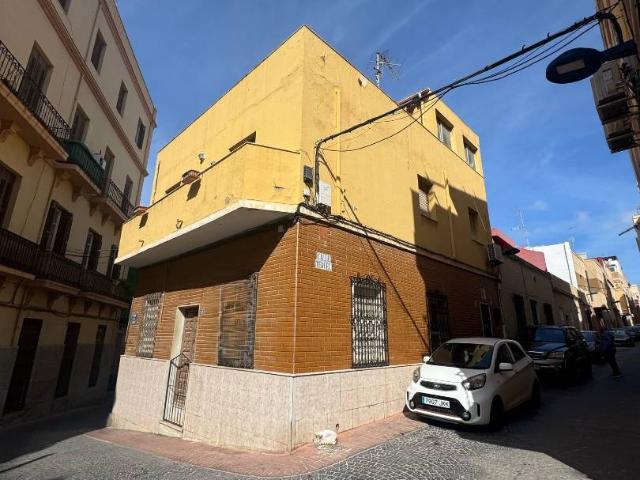 Chalet en venta en Melilla