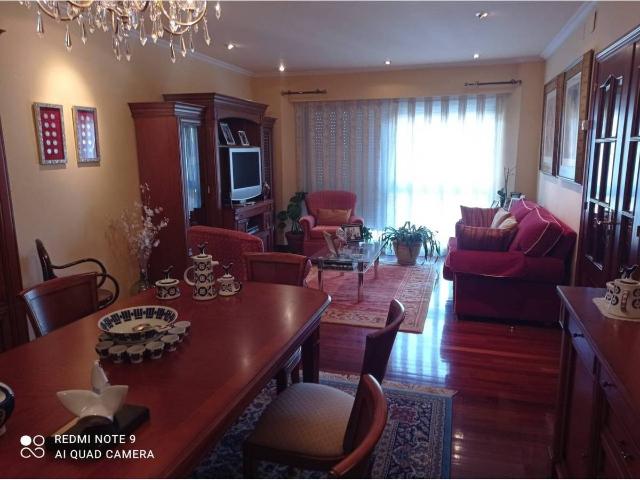 Chalet en venta en Centro, Ourense
