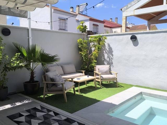 Chalet en venta en Bormujos, Sevilla