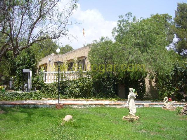 Chalet en venta en La Hoya de Buñol, Valencia