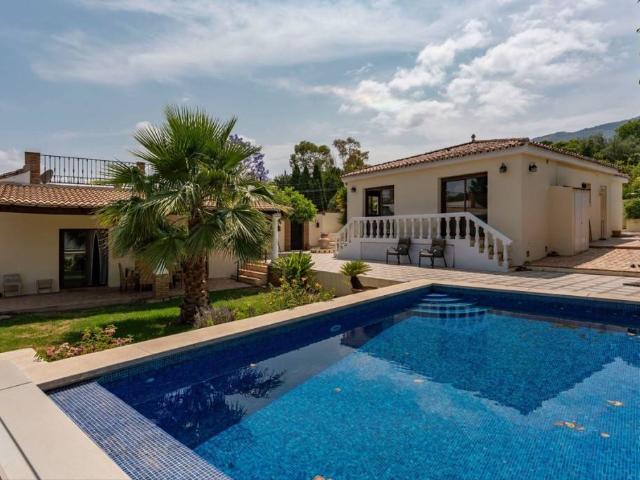 Villa en venta en Alhaurín El Grande, Barrio de San Antón