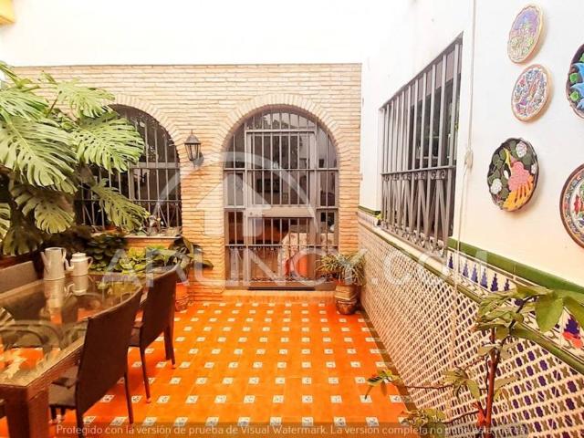 Chalet en venta en Alcalá De Guadaíra, Andalucía