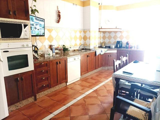 Chalet en venta en Utrera, Andalucía