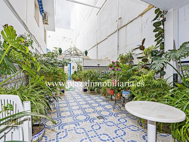 Chalet en venta en Zona 2 (Centro y San Francisco), Lucena