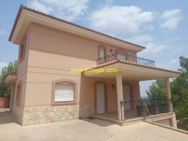 Chalet en venta en La Hoya de Buñol, Valencia