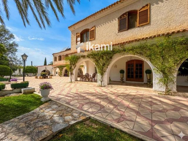 Chalet en venta en El Progreso, el Vinalopó Mitjà / El Vinalopó Medio