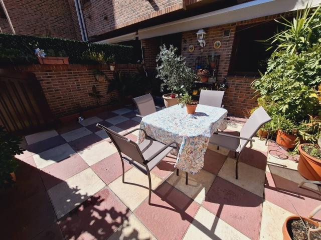 Chalet en venta en Villaviciosa De Odón, Madrid