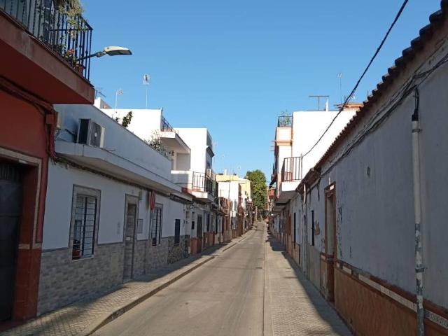 Chalet en venta en Camas, Andalucía