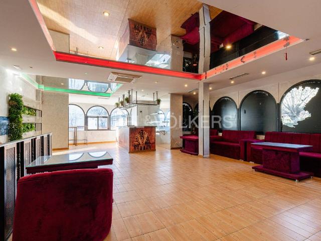 Villa en venta en San Lorenzo De El Escorial