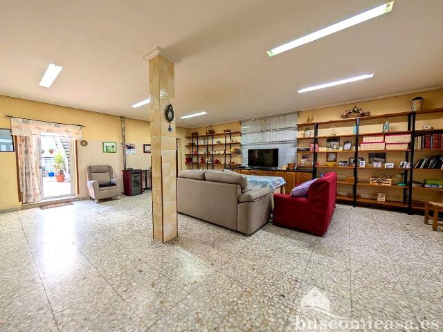 Chalet en venta en Linares, Andalucía