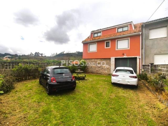 Chalet en venta en Cordeda, A Coruña